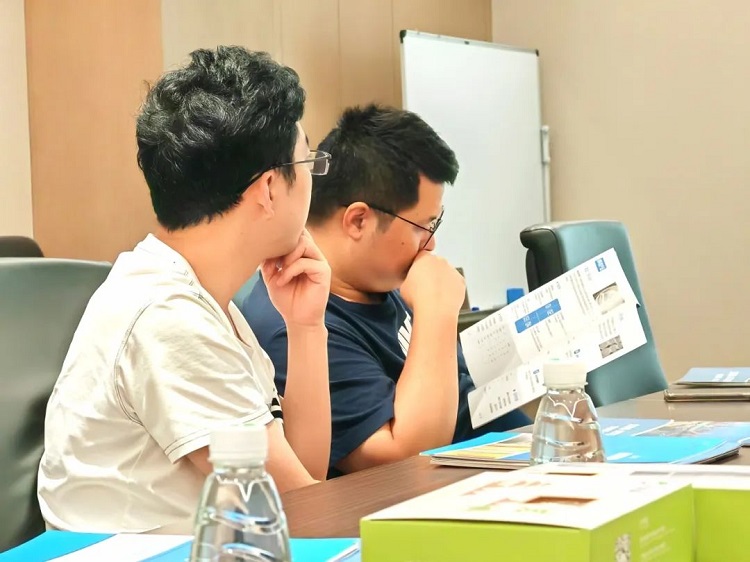 买球官网手机版与深圳机械设计院交流会画上完美句号 买球官网手机版与深圳机械设计院交流会画上完美句号