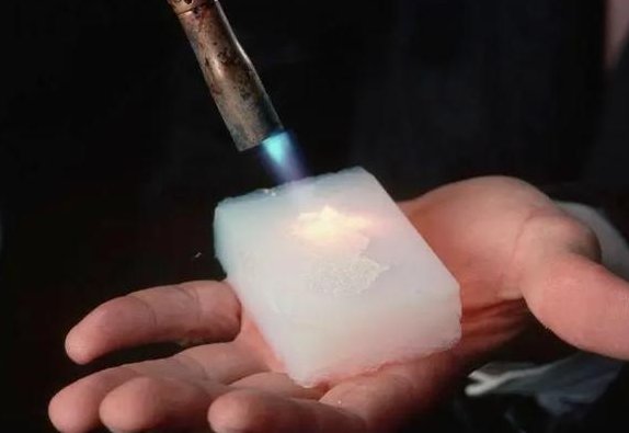 气凝胶的热导率为多少 气凝胶的热导率为多少