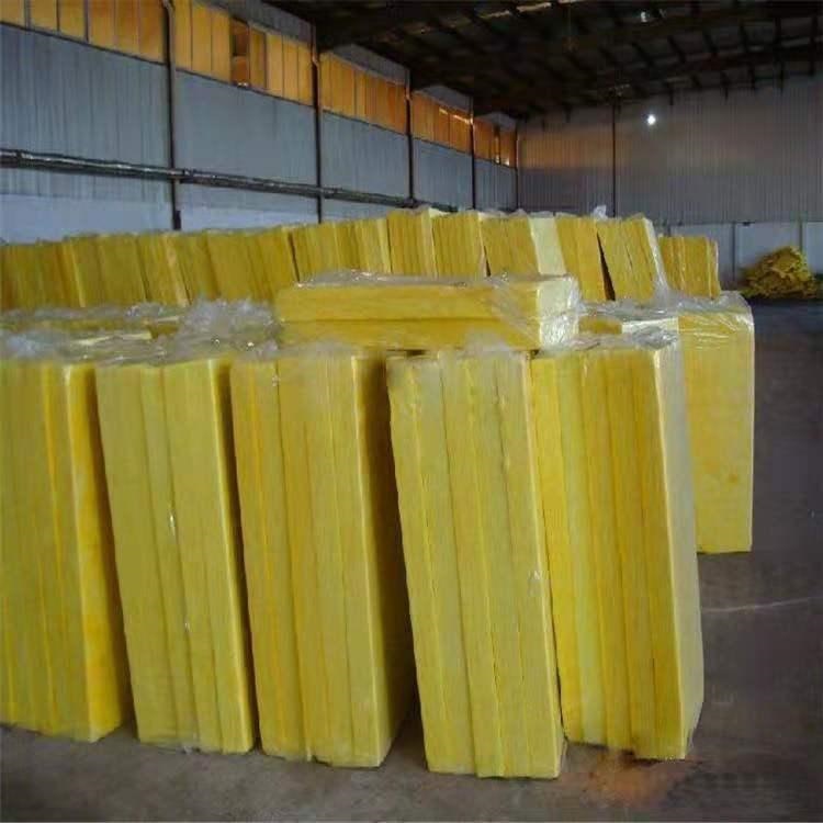 1790654471416770.jpg 耐高温玻璃棉2.jpg